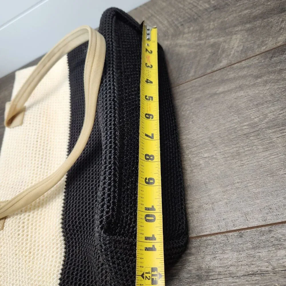 The Sak Crochet Colorblock Black And Cream Purse Tote Boho Medium Summer Beach